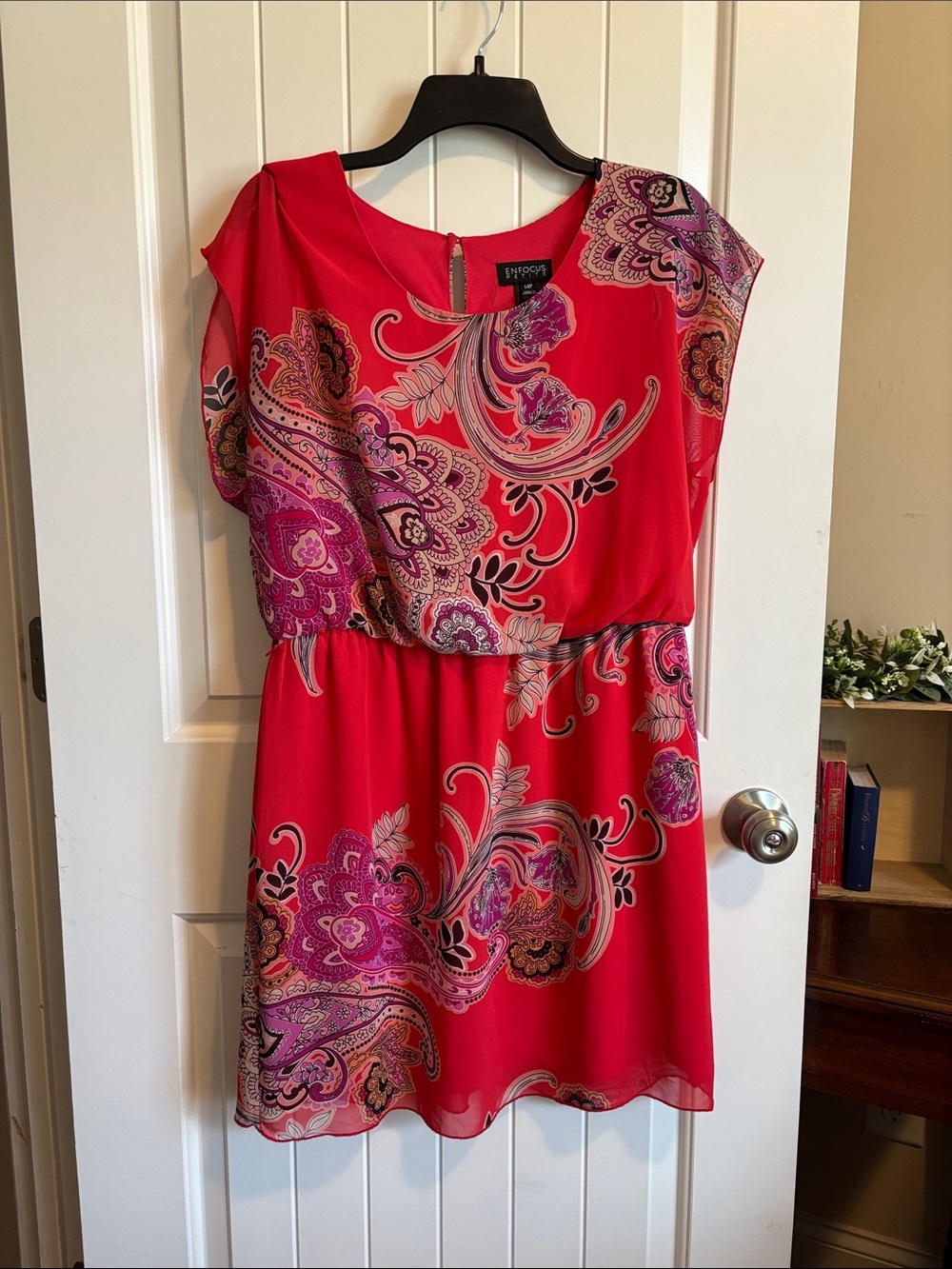 Enfocus Studio Red Paisley Midi Dress. Size 14P
